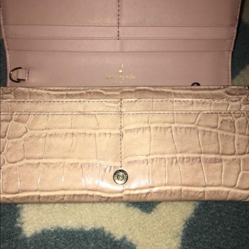 Kate Spade Wallet - Picture 2 of 3